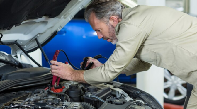 When to Visit Your Car Repair Services For Replacing Battery?